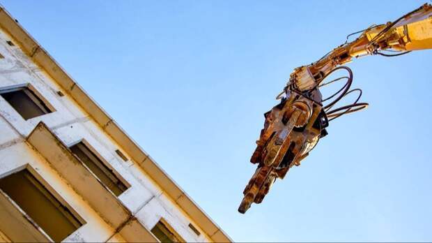 До 300 старых домов будут ежегодно сносить в Москве по реновации с 2024 года