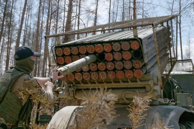 Путин: производство ракетно-артиллерийского вооружения в РФ выросло в 9,6 раза