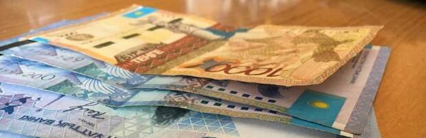 Штурманы и машинисты: кому предлагали большие зарплаты в 2025 году