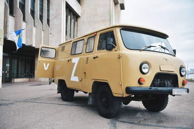 Из Набережных Челнов передали УАЗ для подвоза боекомплекта и эвакуации раненых