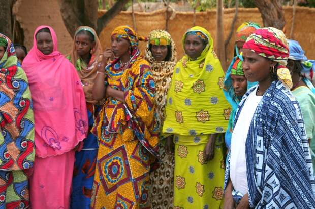 Женщины народа фула - еще одного крупного центральноафриканского этноса