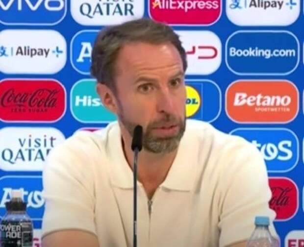 Номер двигателя мерседес 124 2. 1450. 0 102. 0 102. Датчик коленвала мерседес 124 102 мотор.