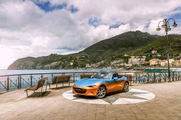 Родстер Mazda MX-5 Levanto – чтобы лето не кончалось