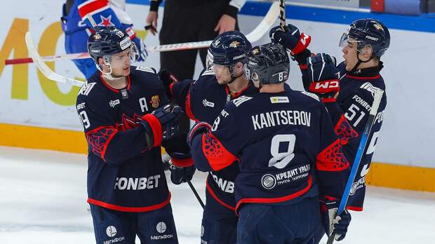 «Металлург» обыграл «Амур», потерпевший 8-е поражение подряд