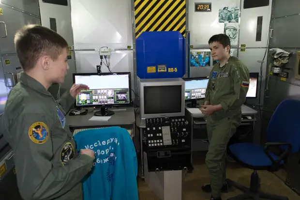 Зачетный полет на Луну