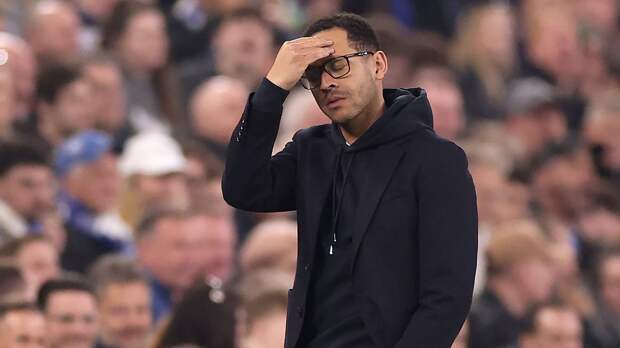 Росеньор после поражения от «МЮ»: «Любая наша ошибка приводит к голу, это должно измениться»