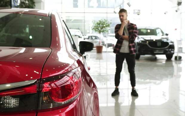 Когда выгоднее всего покупать новое авто в 2026 году