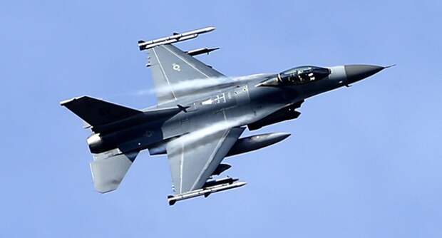 Interia: Украина может разместить часть истребителей F-16 в Польше