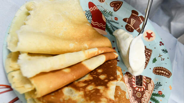 Скоро Масленица! В России снизились цены на необходимые для приготовления блинов продукты