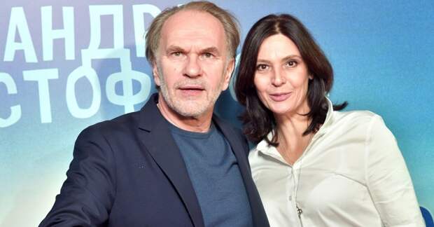 «Это будет мой муж»: как цыганская кровь привела Лидию Вележеву к Гуськову и 30 годам брака