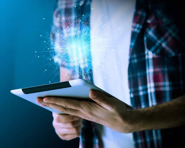 "НАШЛИ ДОРОЖКУ К ЛЮДЯМ, КОТОРЫЕ МОГУТ СЛОМАТЬ ВСЁ ИЗНУТРИ"? ВЕДУЩИЙ АНАЛИТИК ПРЯМО ВЫСКАЗАЛСЯ О ПРОИСХОДЯЩЕМ В РОССИИ