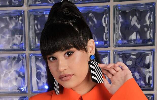 Брошенная в 3 года: как Диана Анкудинова стала звездой, а родная мать «вспомнила» о ней