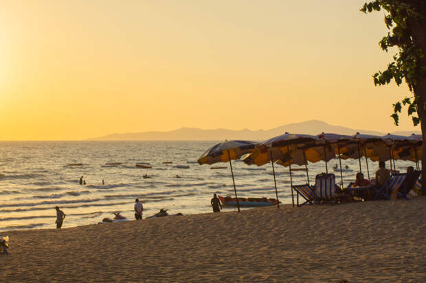 Туристка едва не утонула из-за сильной судороги в стране Азии