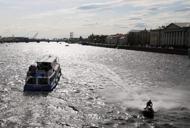 Контроль за маломерными судами в Петербурге повысят перед навигационным сезоном