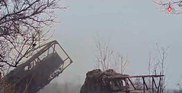 Тульские расчеты РСЗО «Град» наносят удар по укреплениям ВСУ