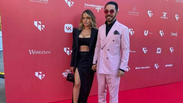 Катя Кабак застукала Тимура Родригеза за пересмотром ее старых проектов