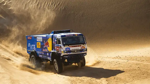 Четвёртая подряд победа Каргинова и отставание Карякина: как россияне борются за победу на «Дакаре»