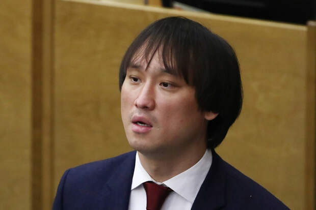 Депутат Тарбаев заявил, что прорабатывается вопрос о безвизовом режиме с Бахрейном, Кувейтом и Малайзией