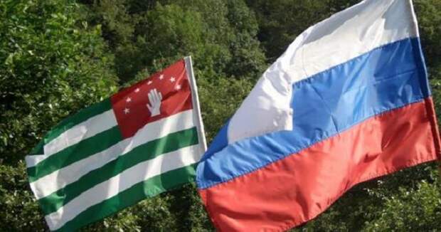 Абхазия отказалась от референдума о присоединении к России