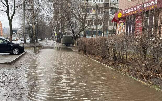 Улицу в рязанском Канищеве подтопило