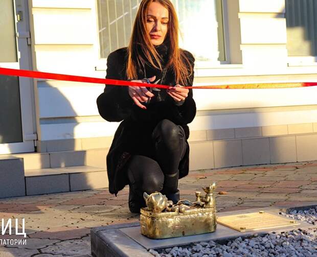 В Евпатории появился бронзовый курортник Кузя