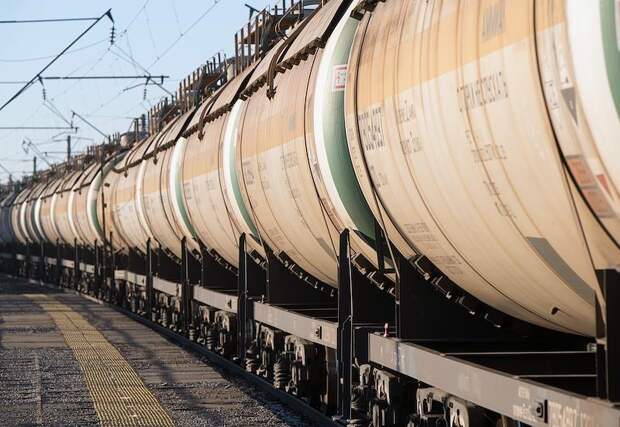 В Госдуме допустили подорожание нефти в два-три раза