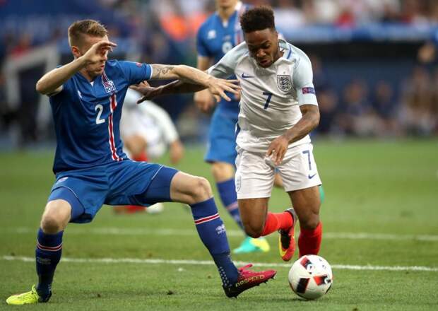 Saevarsson Sterling - England-Iceland - Euro 2016 - LaPresse