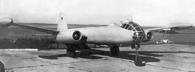 Краснозвёздные «Юнкерсы» Бруно́льфа Бааде