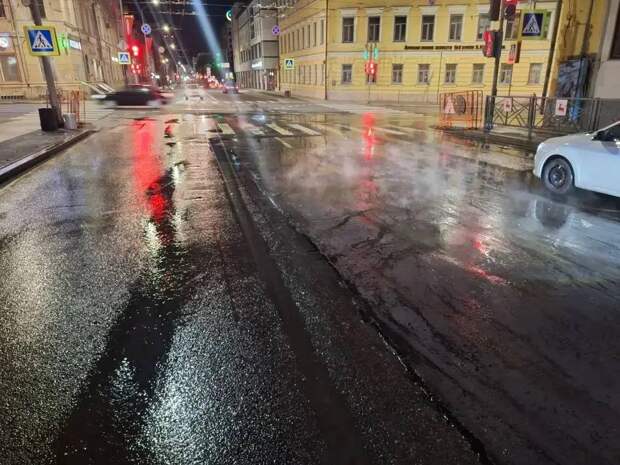 Участок улицы Варварской, где проводили ремонт теплосетей, открыли для движения