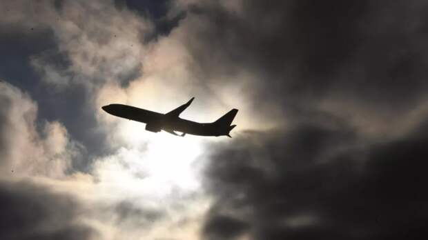 Летевший из ЯНАО самолёт сел в «Шереметьево» из-за неисправности в управлении