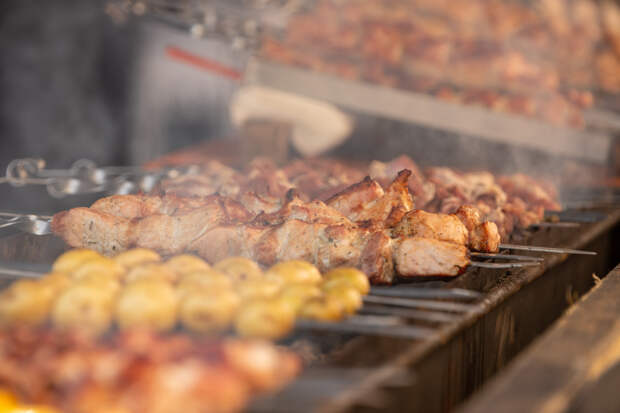 Шашлык в Туле в 2026 году обойдётся в две тысячи рублей