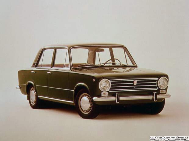 Сегодня — день рождения самой популярной машины СССР и России.