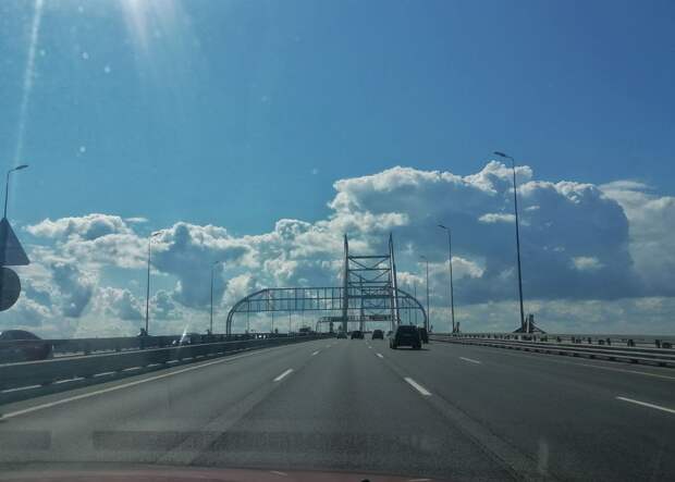 Петербуржцы продают жилье в Лахте из‑за строительства трассы М‑32