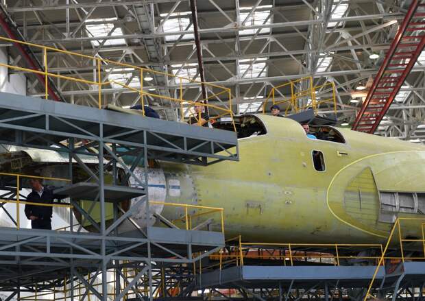 На провалившем план по выпуску самолетов российском заводе сменили директора