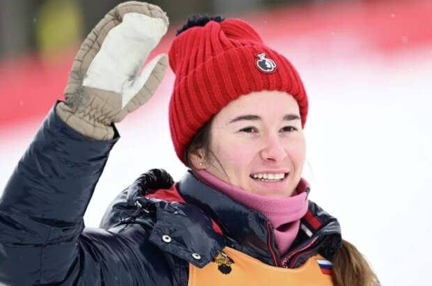 Непряева по ошибке надела чужие лыжи во время марафона на Олимпиаде
