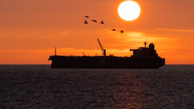 Китай возобновит экспорт авиакеросина, бензина и дизеля в мае – FT