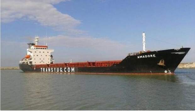 Погранслужба ФСБ задержала в Азовском море украинское судно