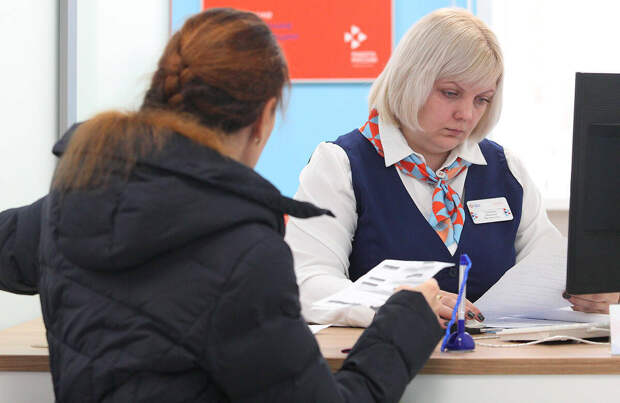 Язгы хезмәт базары: Татарстанда кайсы өлкәләрдә кадрлар җитми һәм кайда күпме түлиләр?