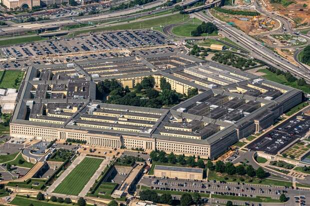 СМИ: Пентагон использует секретное оружие, которым могли облучать американцев на Кубе