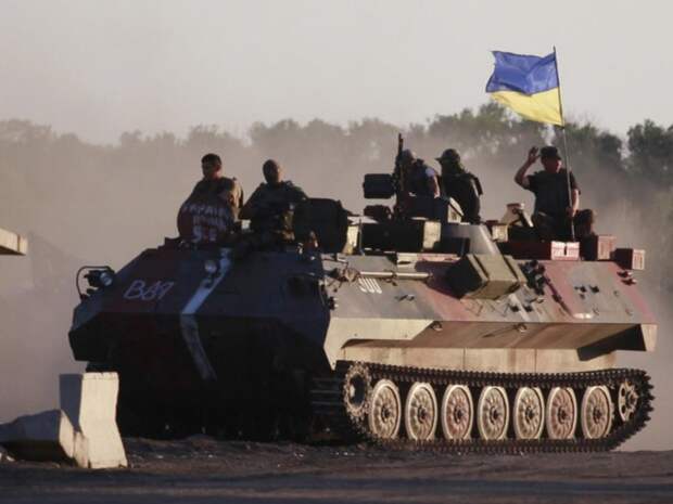 Полковник Ходарёнок: атака на военкоматы Украины может значительно ослабить ВСУ