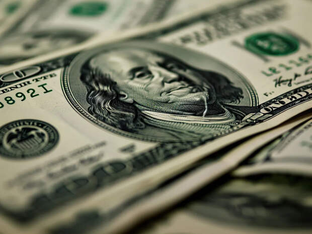 Стало известно, кто в Москве зарабатывает больше миллиона рублей