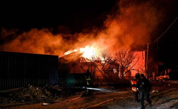 «Это вам за Туапсе и за Севастополь»: Очередная «ответка» раскурочила главный порт врага