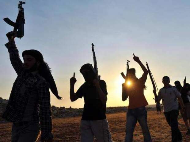 Часть бойцов «Африканского корпуса», попавших в окружение на военной базе в Кидале, выезжают из города под вопли джихадистов (ФОТО, ВИДЕО)