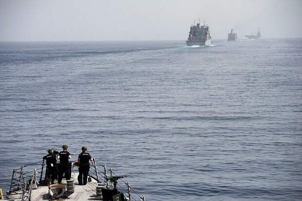 TNI: Война в Иране может вынудить ВМС США покинуть базу в Бахрейне