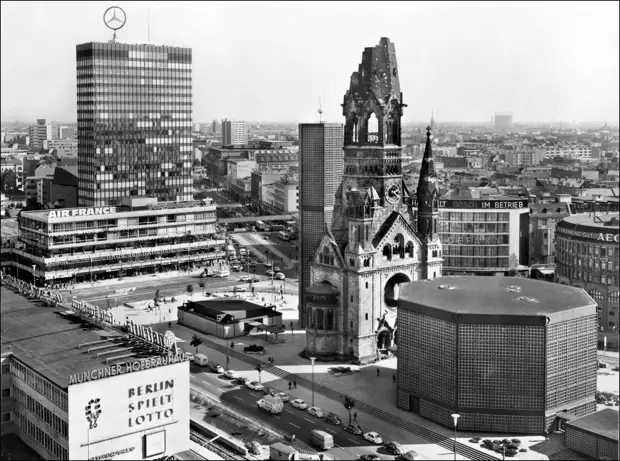 «Символ величия духа»: как советские лётчики пожертвовали собой ради спасения жизни берлинцев