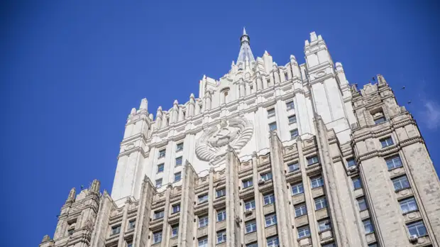 МИД России выразил протест Украине из-за нападения на консульство во Львове