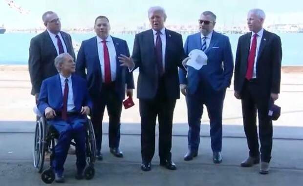 Стальной кулак на столе переговоров: Трамп пригрозил Ирану на фоне стягивания армады F-35 и F-15 к его границам