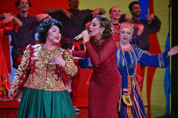 Надежда Бабкина осталась в восторге от работы в спектакле с Ольгой Бузовой