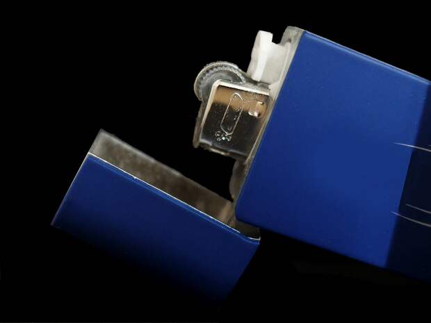 Новокузнечанка подожгла полицейский авто по указке аферистов и попала под статью