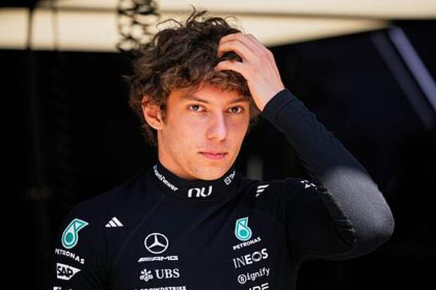 Андреа Антонелли выиграл первый в карьере Гран‑при Формулы‑1 в Китае